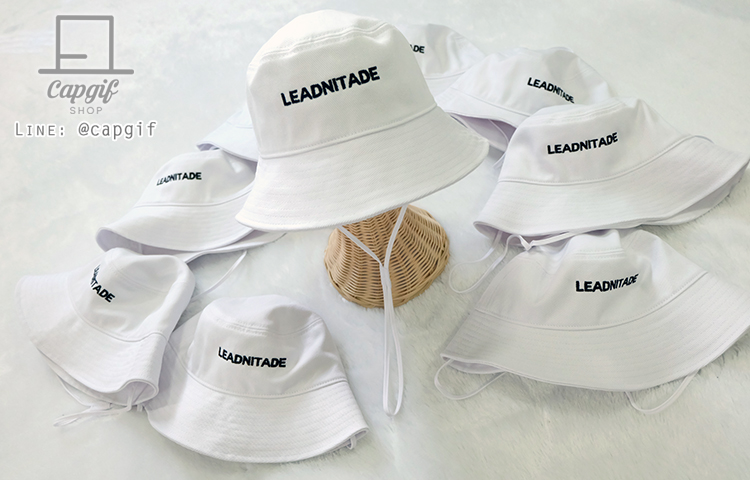 หมวกบักเก็ต(bucket)สีขาวปักชื่อทีม