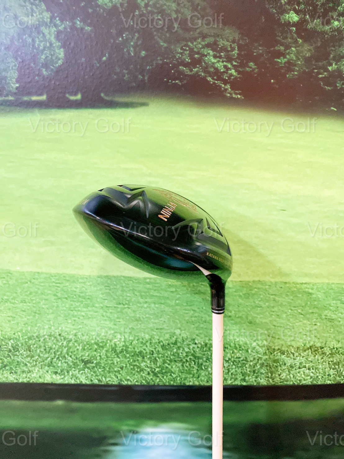 Driver Katana Ninja Hi PLUS 10.5 ( Shaft Crazy LA BOMBA ) / ( Flex : 5.7 )