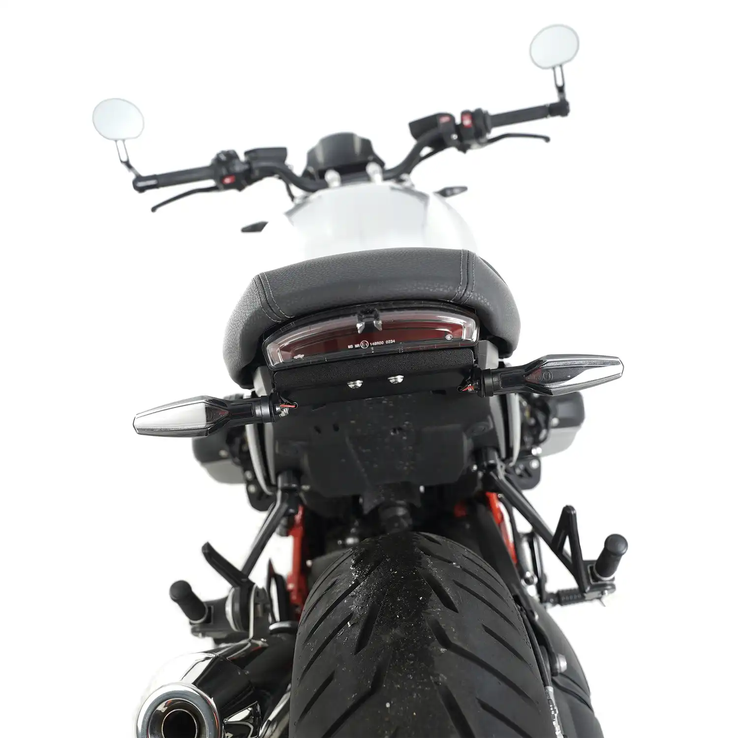 ท้ายสั้น R&G R 12 NINE T