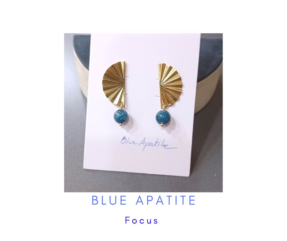 ต่างหู "Summer" Blue Apatite Earring (เสริมพลังการพูด การเจรจา)