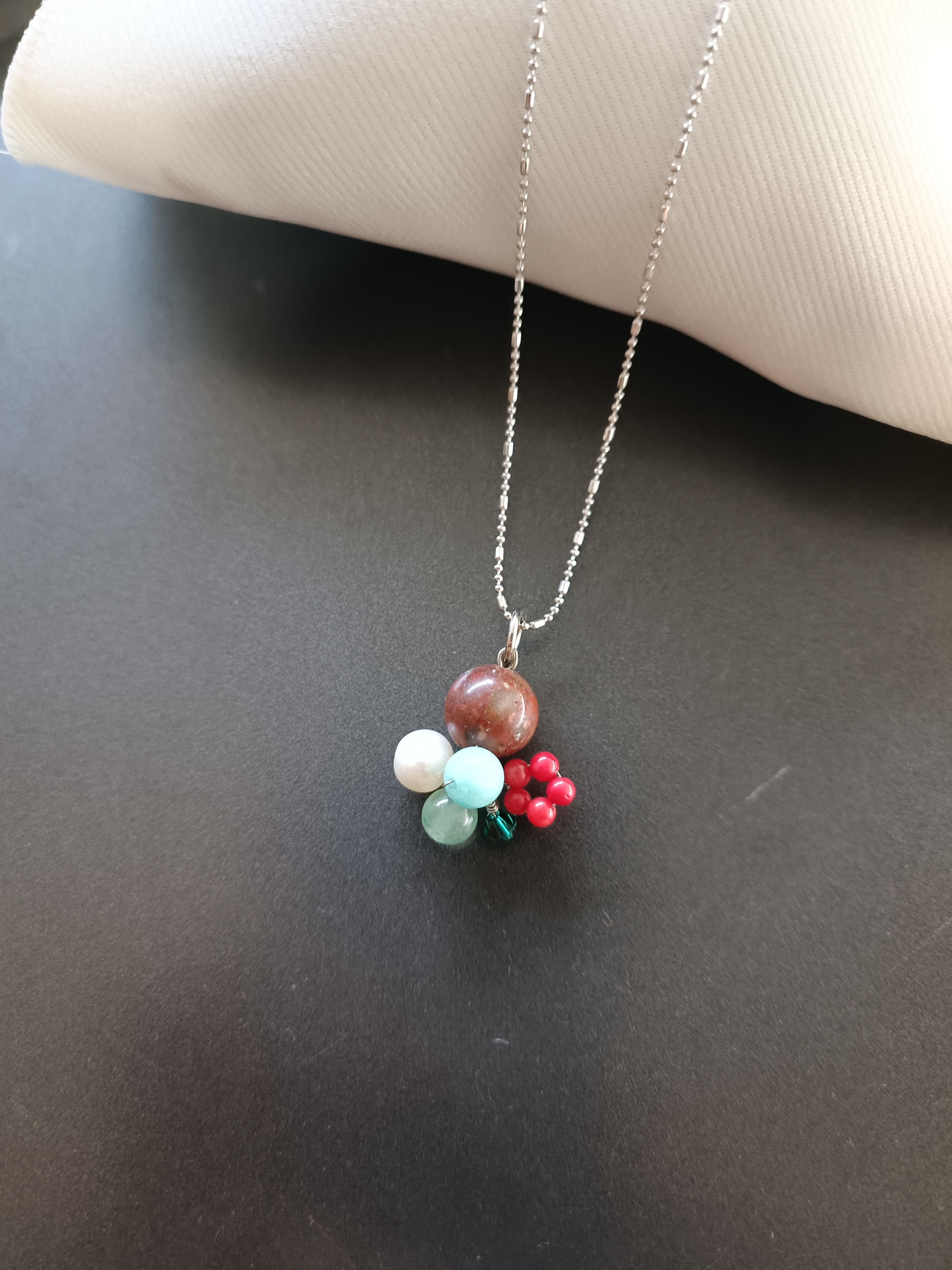 สร้อยพร้อมจี้หินแท้ "Bracciated Jasper Pendant Necklace (Root Chakra , เสริมกำลังใจ)