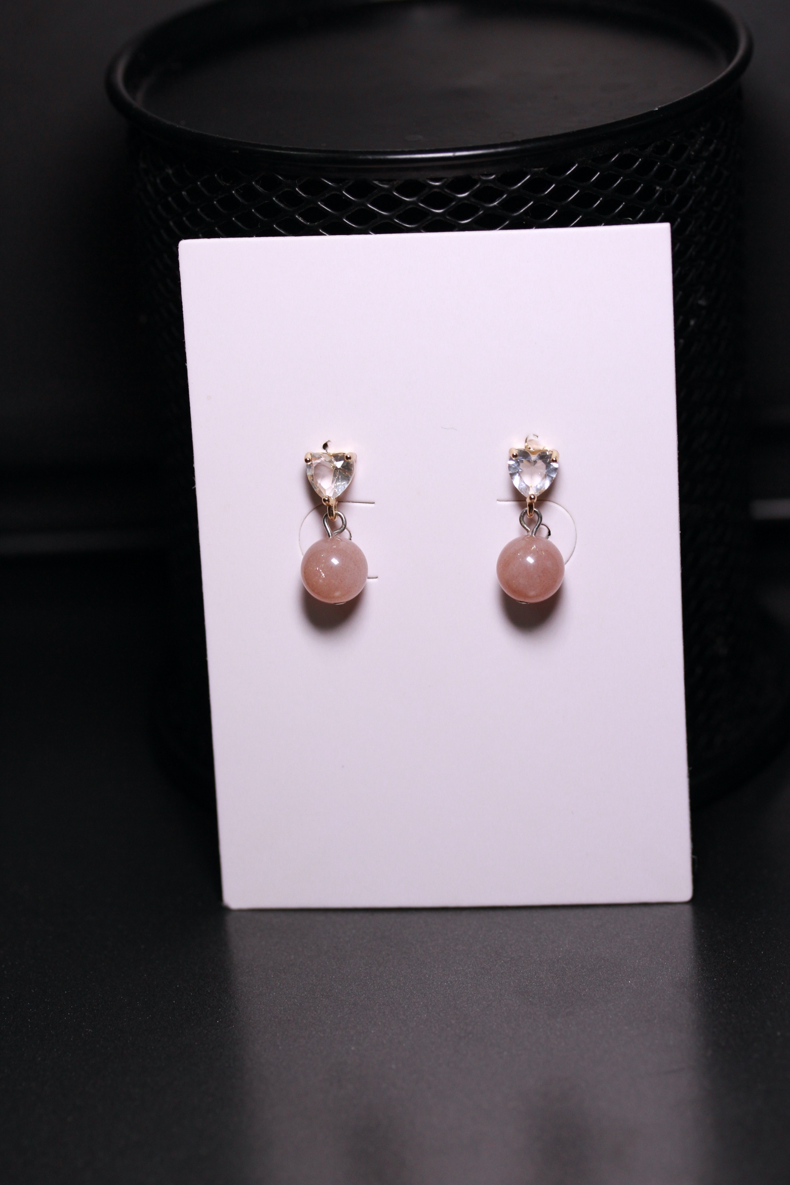 ต่างหูหินแท้ "14K" Peach Moonstone Earring (การเริ่มต้นใหม่ ความคิดสร้างสรรค์)