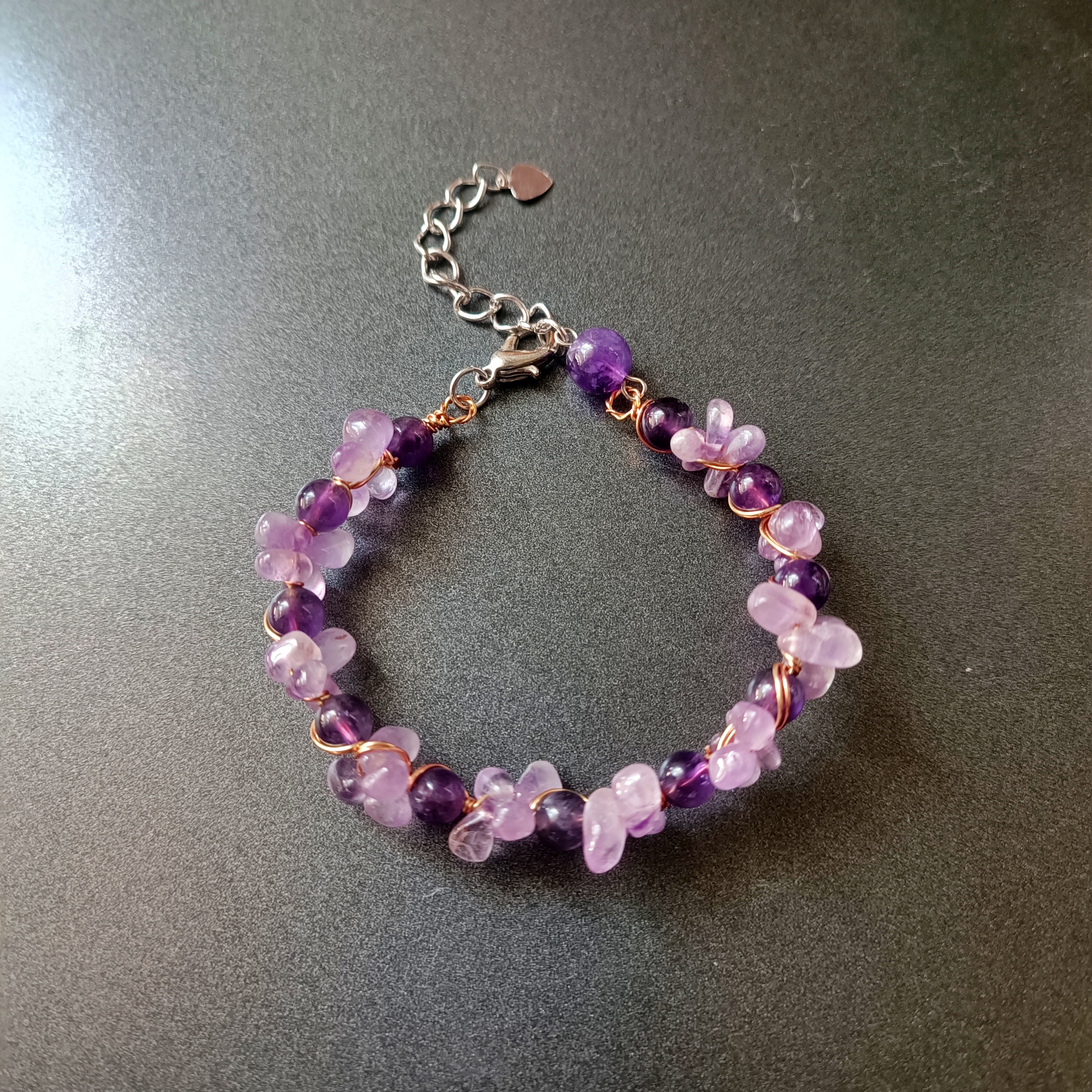 สร้อยข้อมือหินแท้ "Twisted" Abundance & Prosperity Bracelet (Amethyst)
