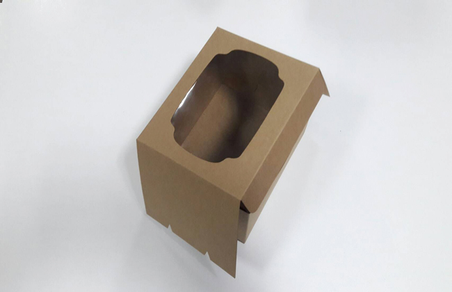 กล่องเค้ก 2 ชิ้น กล่องเค้ก กล่องขนม กล่องเบเกอรี่ กล่องคัพเค้ก สีคราฟท์น้ำตาลเข้ม ขนาด 13x15.2x10ซม. ราคา 170 บาท (20ใบ/แพ็ค)