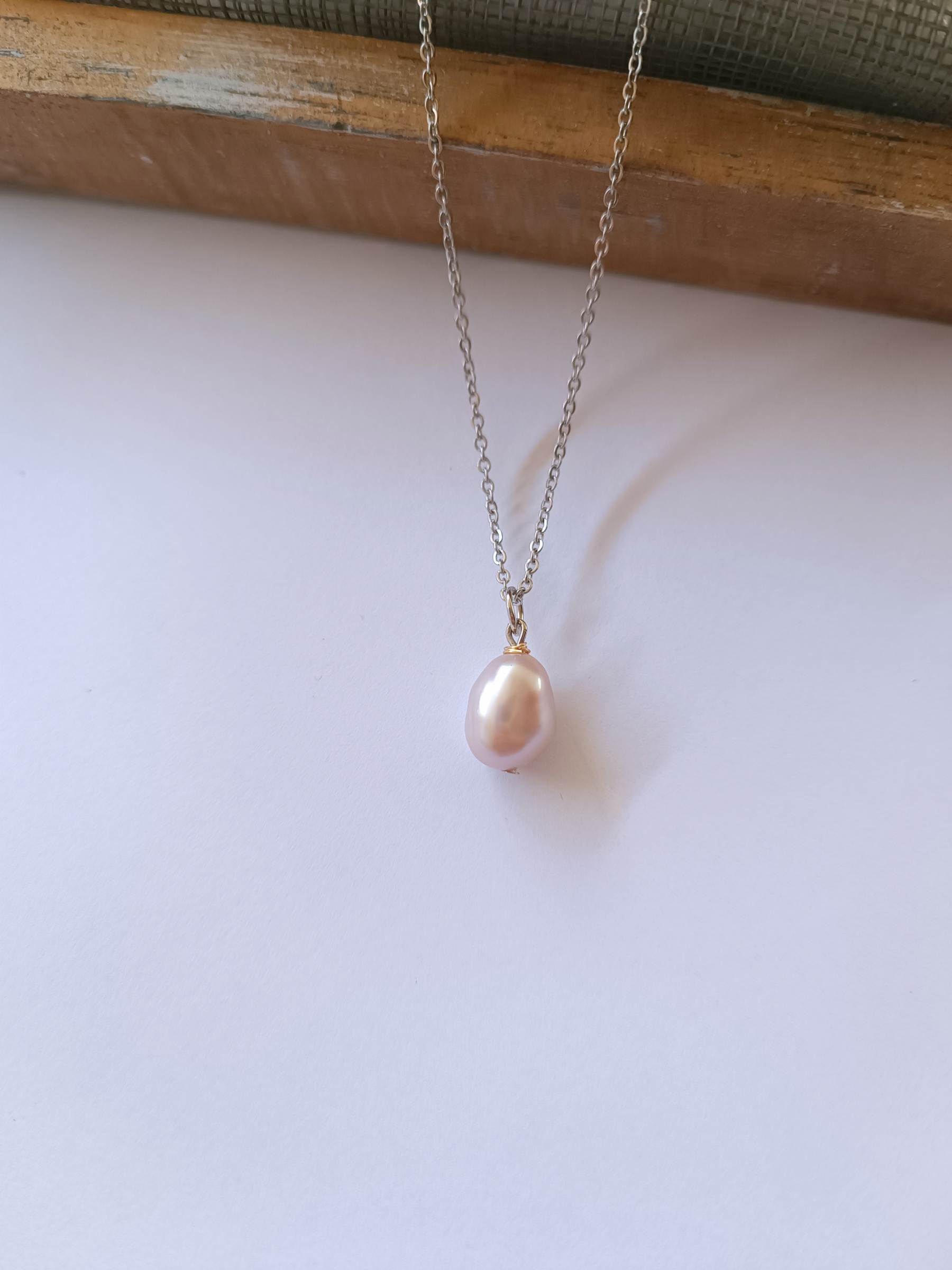 สร้อยคอจี้มุกแท้ทรงบารอค Baroque Pearl Necklace