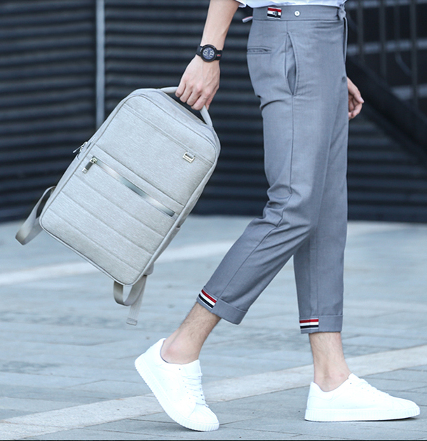 กระเป๋า Hi-End จาก AspenSport กระเป๋าเป้สะพายหลัง โน๊ตบุ๊ค รุ่น AS-B68 ใส่ laptop 13-16 นิ้ว สีเทา-ขาว