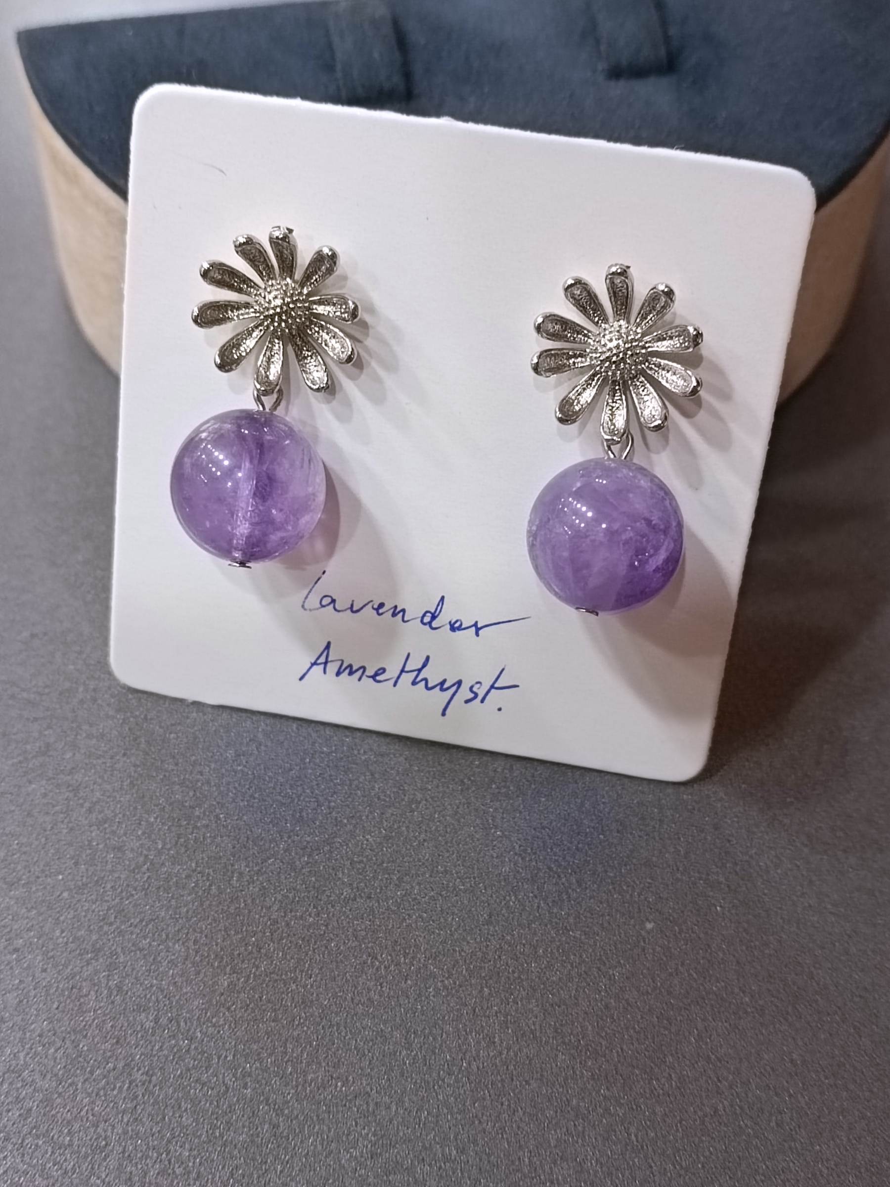 ต่างหู "The Flower" Lavender Amethyst Earring (ดึงดูดเงิน และโชคลาภ)