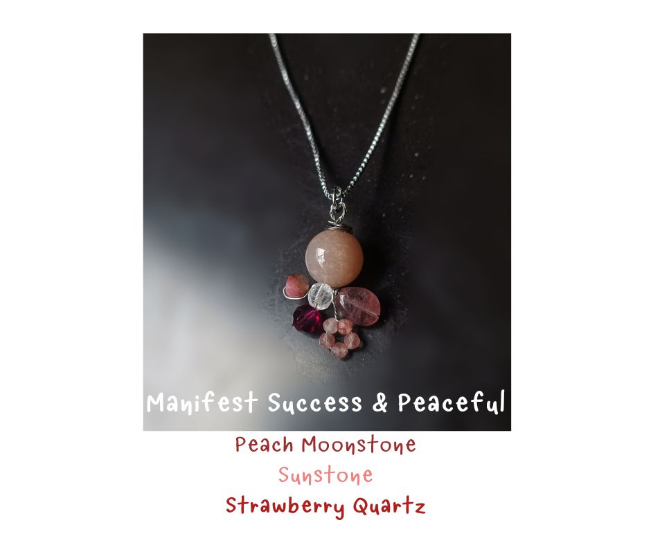 "Little Vivian" สร้อยพร้อมจี้หินแท้ Peach Moonstone Necklace (Manifest Success & Peaceful)