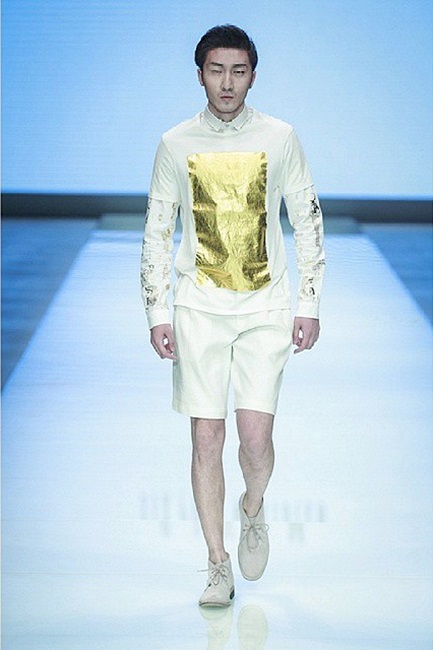 SIX P.M. ผู้นำแนวความคิดสำหรับเสื้อผ้าบุรุษ สร้างสรรค์ขึ้นสำหรับคนหนุ่มรุ่นใหม่ในสไตล์ Creative French Look