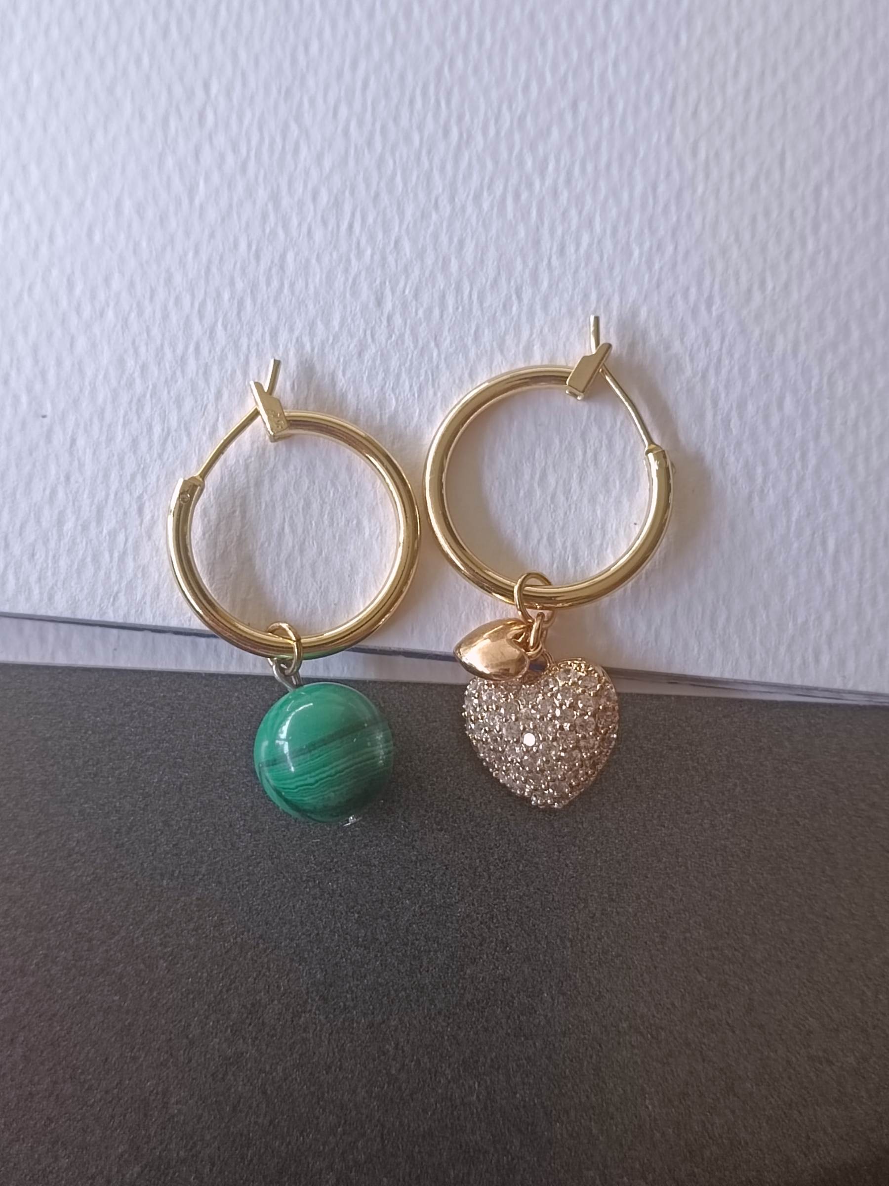 ต่างหูห่วง "The Hoop" ประดับหินแท้ Malachite Hoop Earrings (Luck & Wealth)