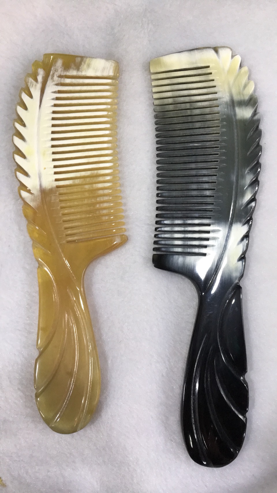 หวีเขาจามรีนวดหนังศีรษะ (Yak Comb)