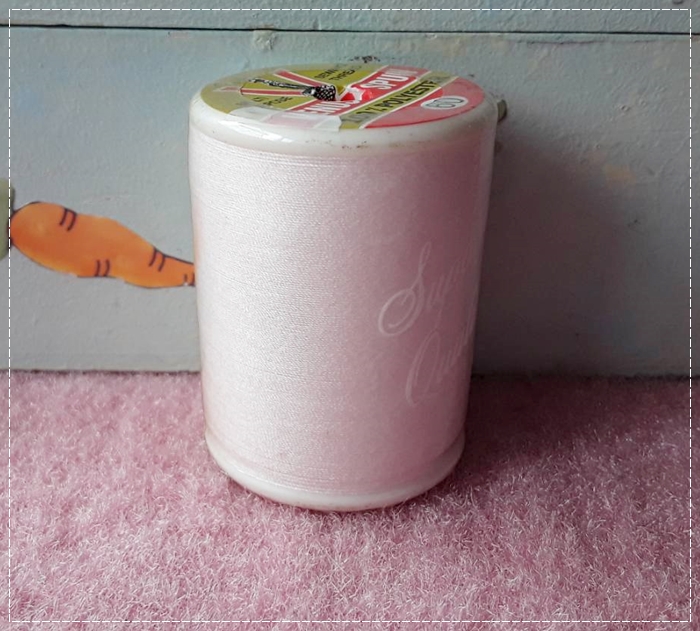 ด้ายวีนัสเบอร์ 6110 สีขมพูอ่อน