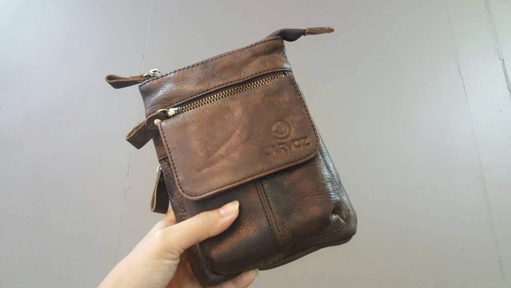 กระเป๋าคาดเข็มขัด แบดน์ Jarvoz ร่นุ Ferro waist bag สี น้ำตาลส้ม