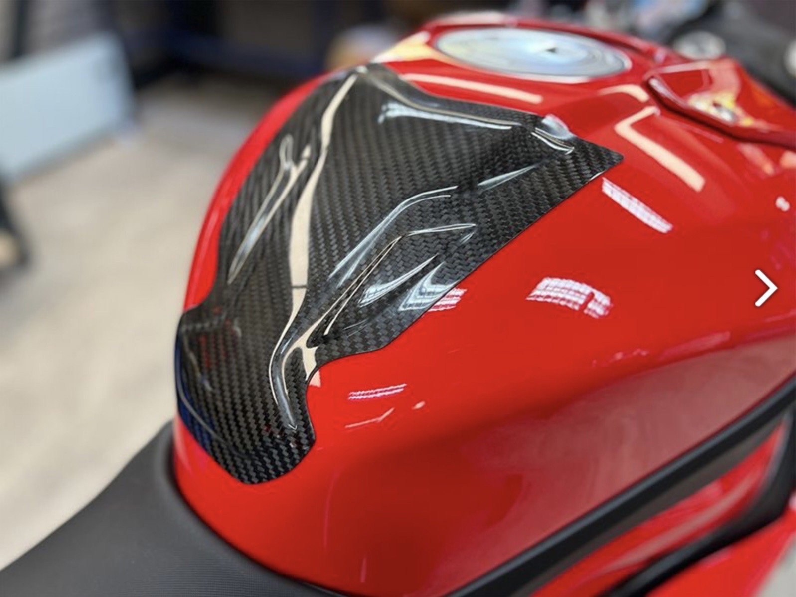 กันรอยถัง CARBON WORLD S1000R 21+