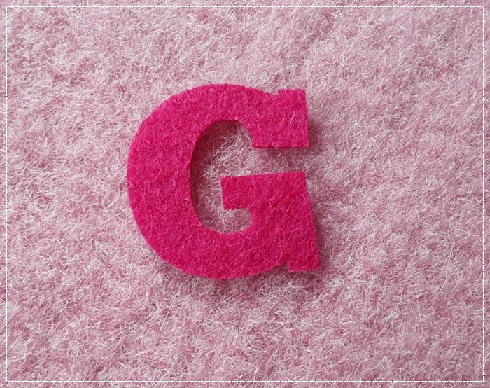 Iron on อักษร G สีชมพูบานเย็น
