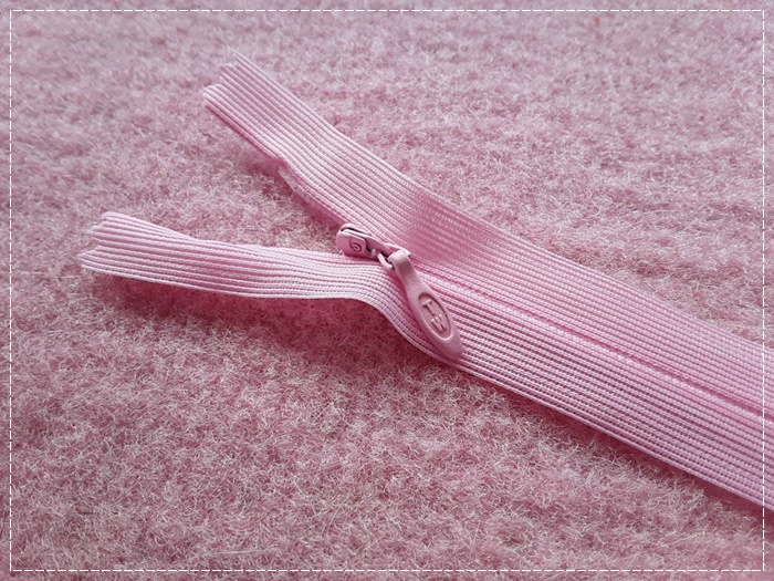 ซิปซ่อน TW 16 นิ้ว สีชมพู