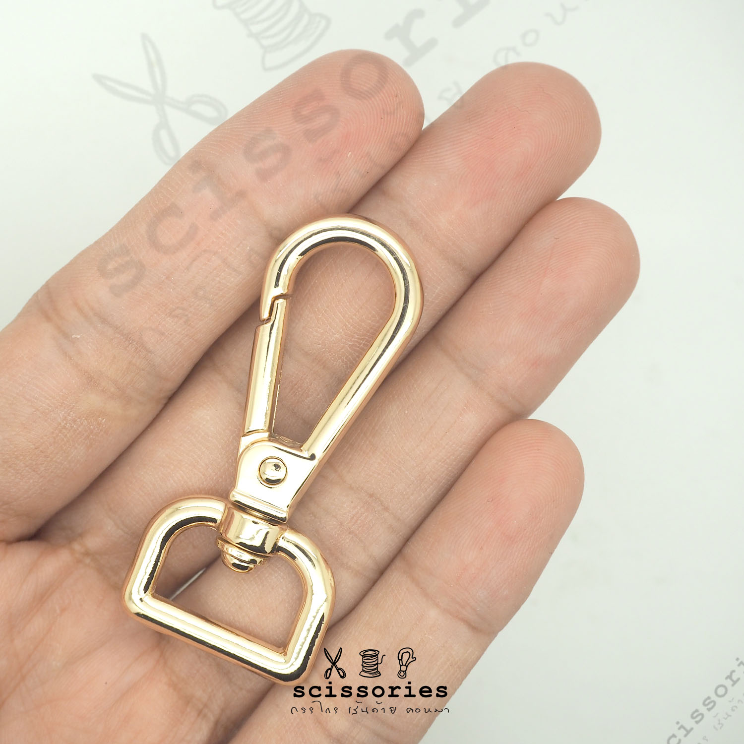 คอหมา1.6cm สีทอง 2 ตัว