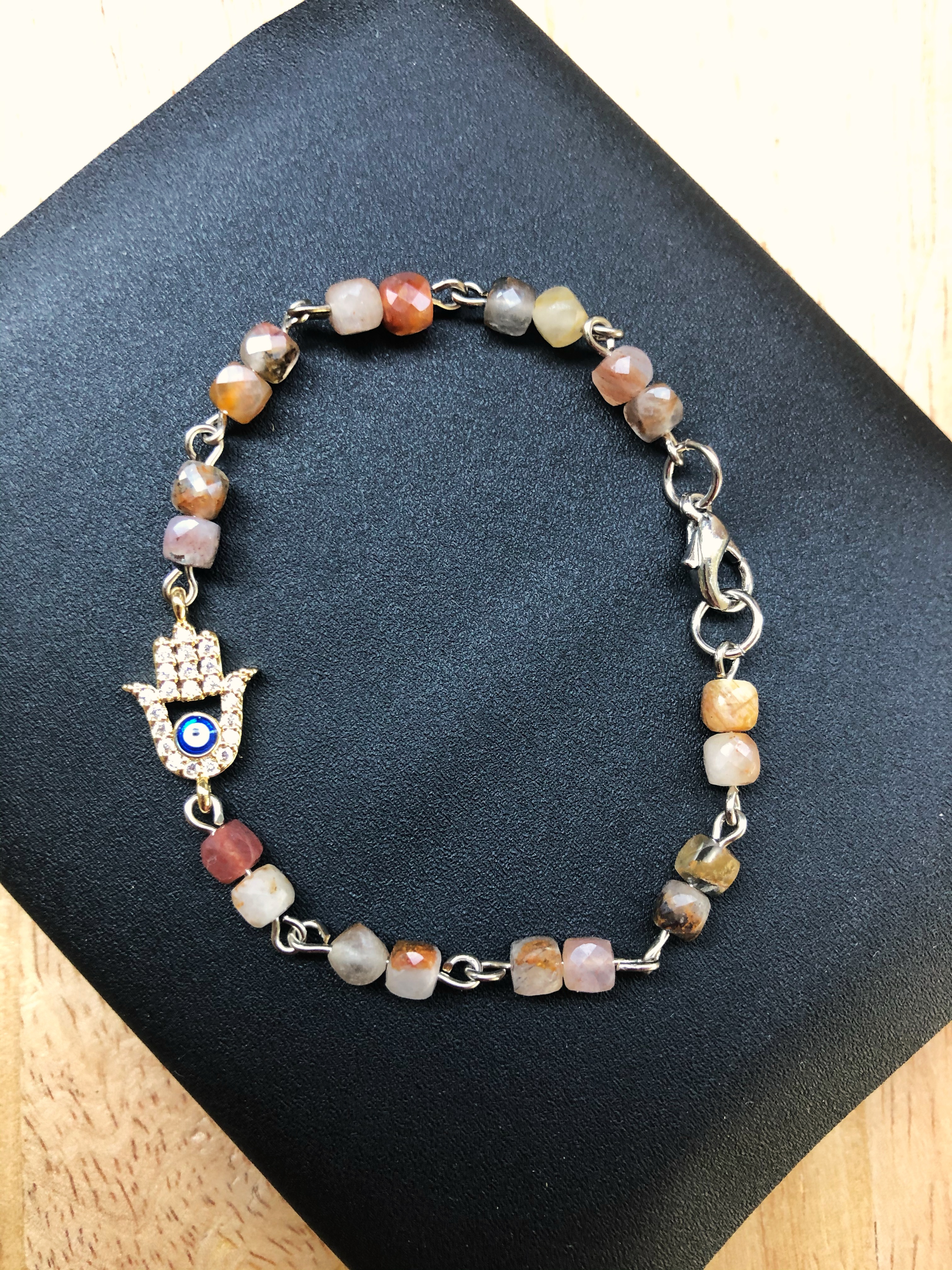 สร้อยข้อมือหินแท้ "The Light" ปู่โสมเฝ้าทรัพย์ Pietersite Bracelet (ปกป้อง เสริมมงคล)