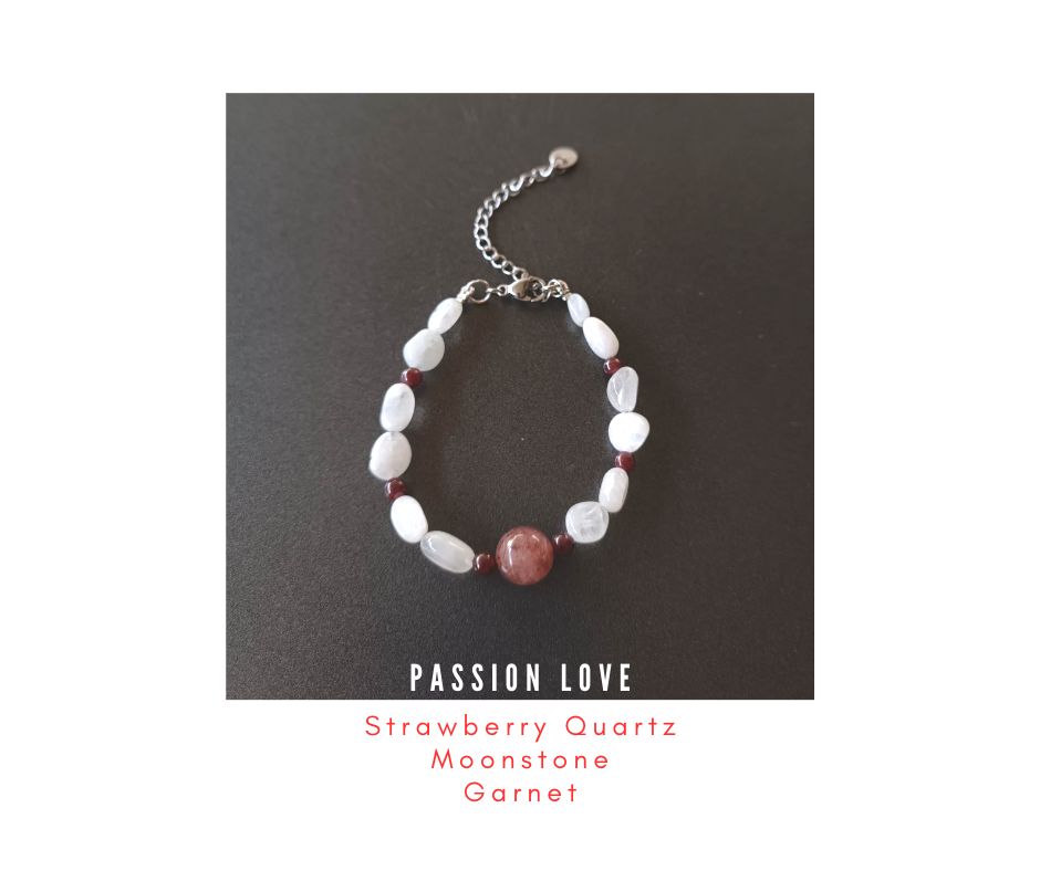 สร้อยข้อมือหินแท้ "POSH" Passion Love Bracelet (Moonstone + Strawberry Quartz +Garnet)