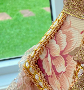 โคมไฟตั้งโต๊ะหัวเตียงวินเทจสวยๆ สีน้ำตาลครีม