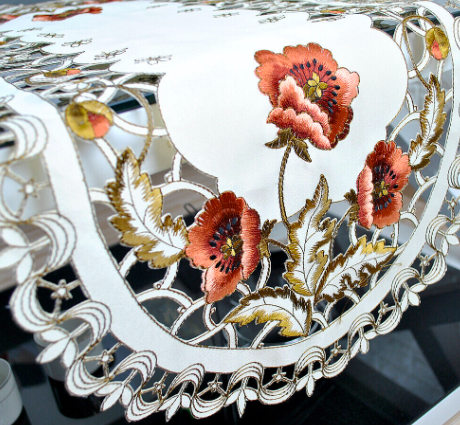 Pre Order ผ้าคลุมท๊อปโต๊ะ ผ้าปูโต๊ะอาหาร table runner ลายปักฉลุ กุหลาบ สวยมาก