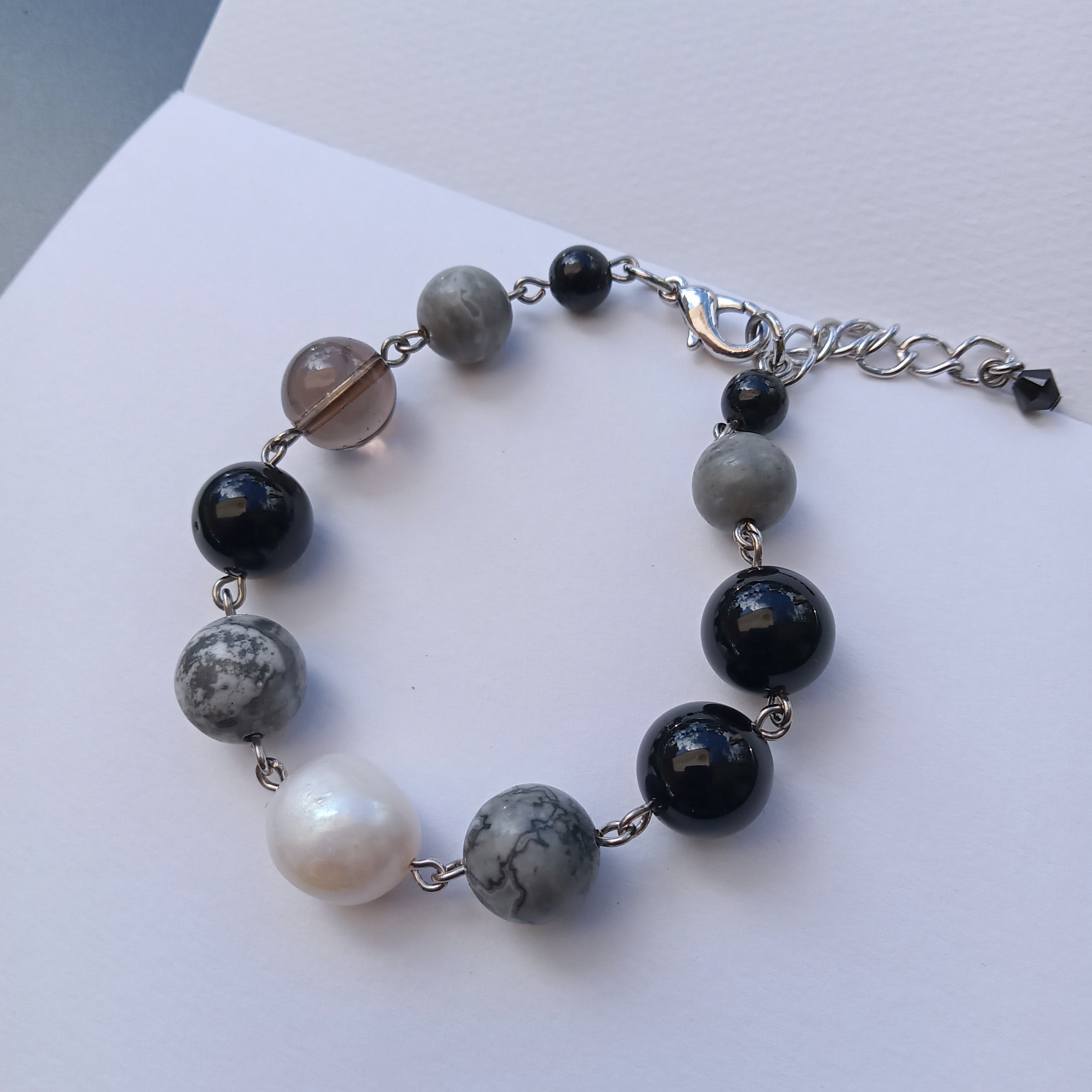 สร้อยข้อมือหินแท้ "Connected" Protection Bracelet (Map Jasper ,Smoky Quartz, Onyx)
