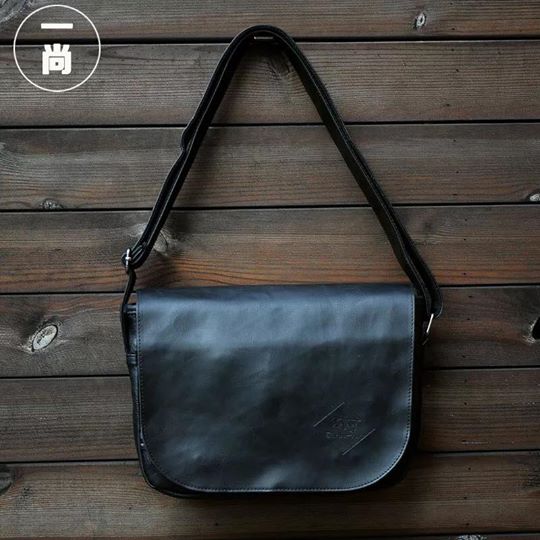 กระเป๋าสะพายข้าง หนัง PU T19