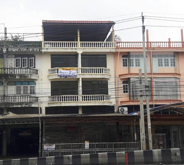 ขายตึกแถว 2 คูหา 3 ชั้น ถนน บางกรวย-ไทรน้อย (รหัสทรัพย์ 2019180) ต.บางบัวทอง อ.บางบัวทอง จ.นนทบุรี