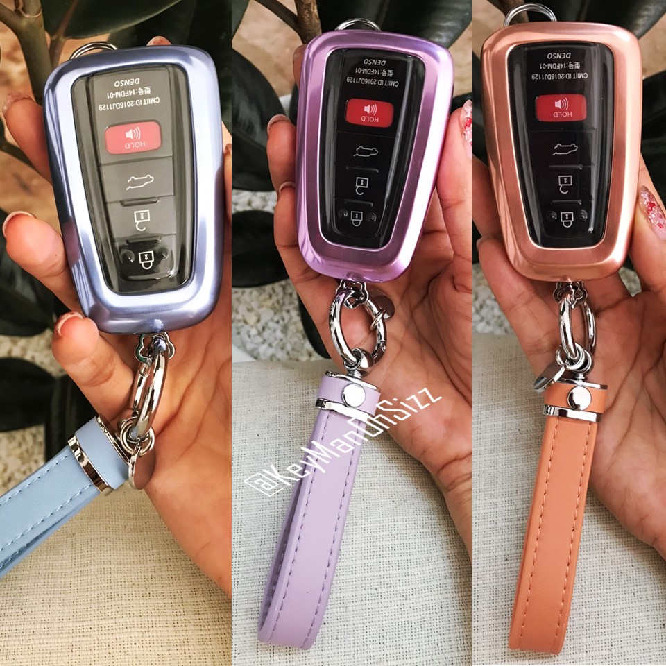 เคสโลหะรีโมทรถ Toyota Cross GR Toyota Camry 2021 Female Pastel Key Case New Design แบบ 2 ชั้น รุ่นถอดกุญแจในรีโมทเพื่อเข้าเกียร์ว่าง (Double-Layer Metal Aluminum Alloy Key Cover with transparent push button Guard 360) Toyota Key Sets Model CROSS 2020, CH