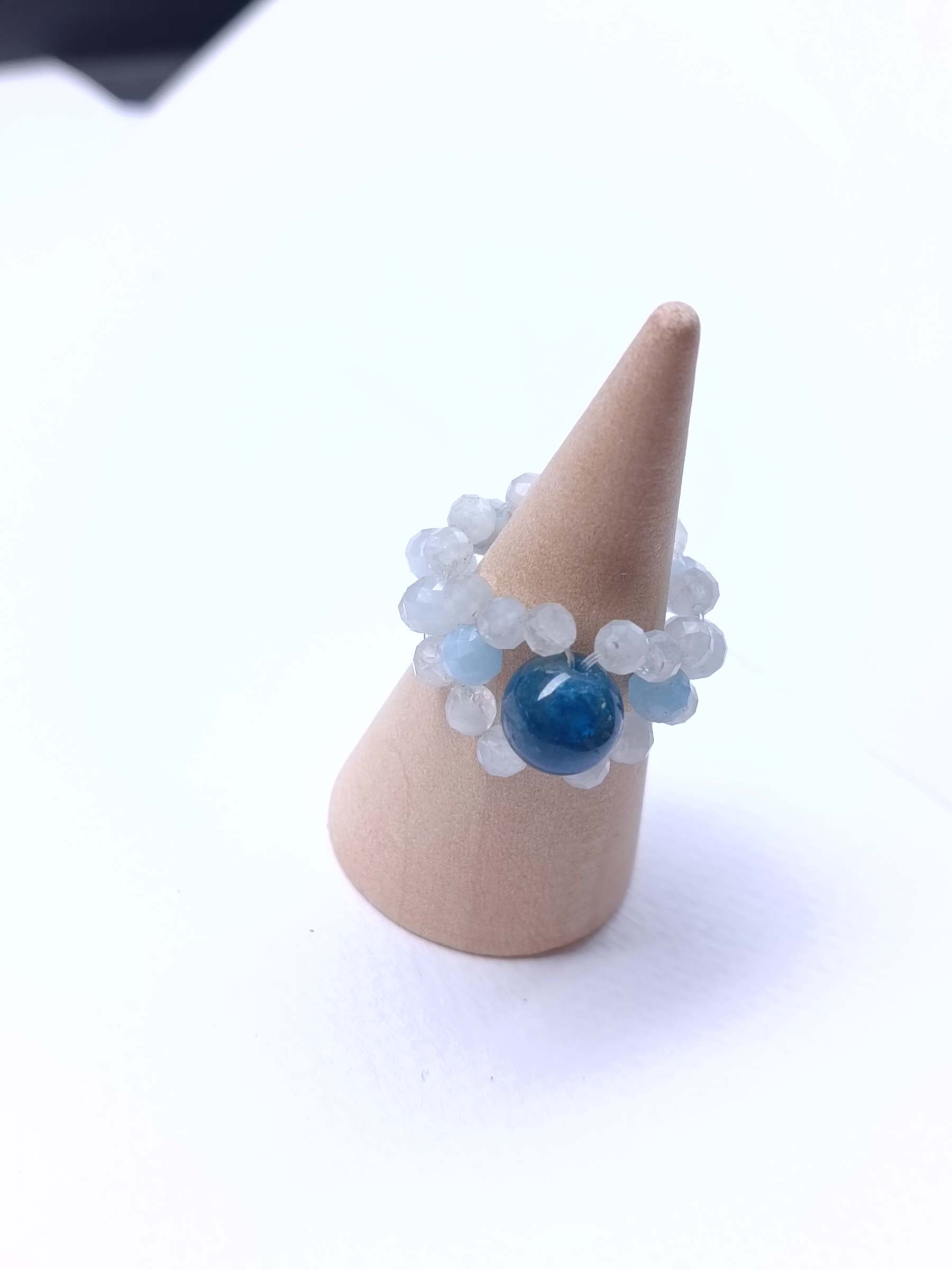 "MeMe" Collection แหวนถักหินแท้ Blue Apatite + Aquamarine (เจรจาสำเร็จ เสริมทักษะการพูด)
