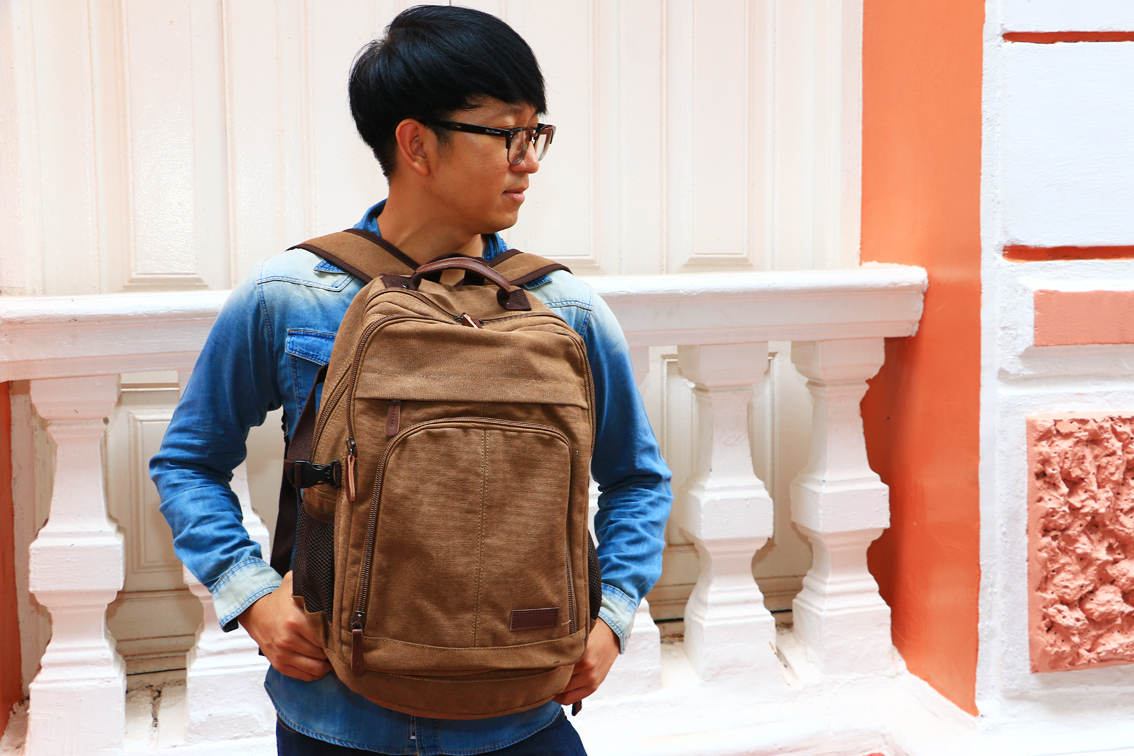 กระเป๋าเป้สะพายหลัง Outdoor Vintage Style อเนกประสงค์ สีน้ำตาลเข้ม B086