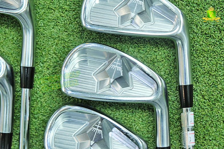 Iron Set George Spirits 5-9, P, A (Crazy K.B.S) / (S)