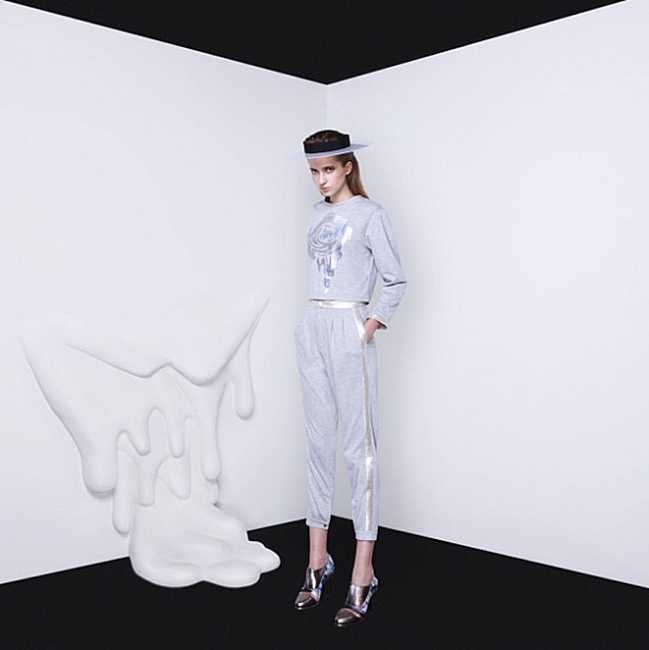 asava เสน่ห์ของความคลาสสิกที่ไม่เสื่อมคลาย สไตล์การใช้ชีวิตที่สมบูรณ์แบบ