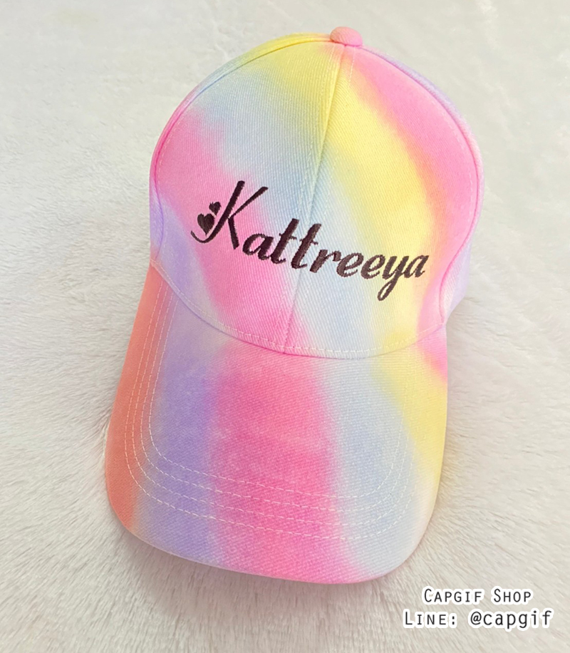 หมวกแก๊ปสีรุ้งปักชื่อ