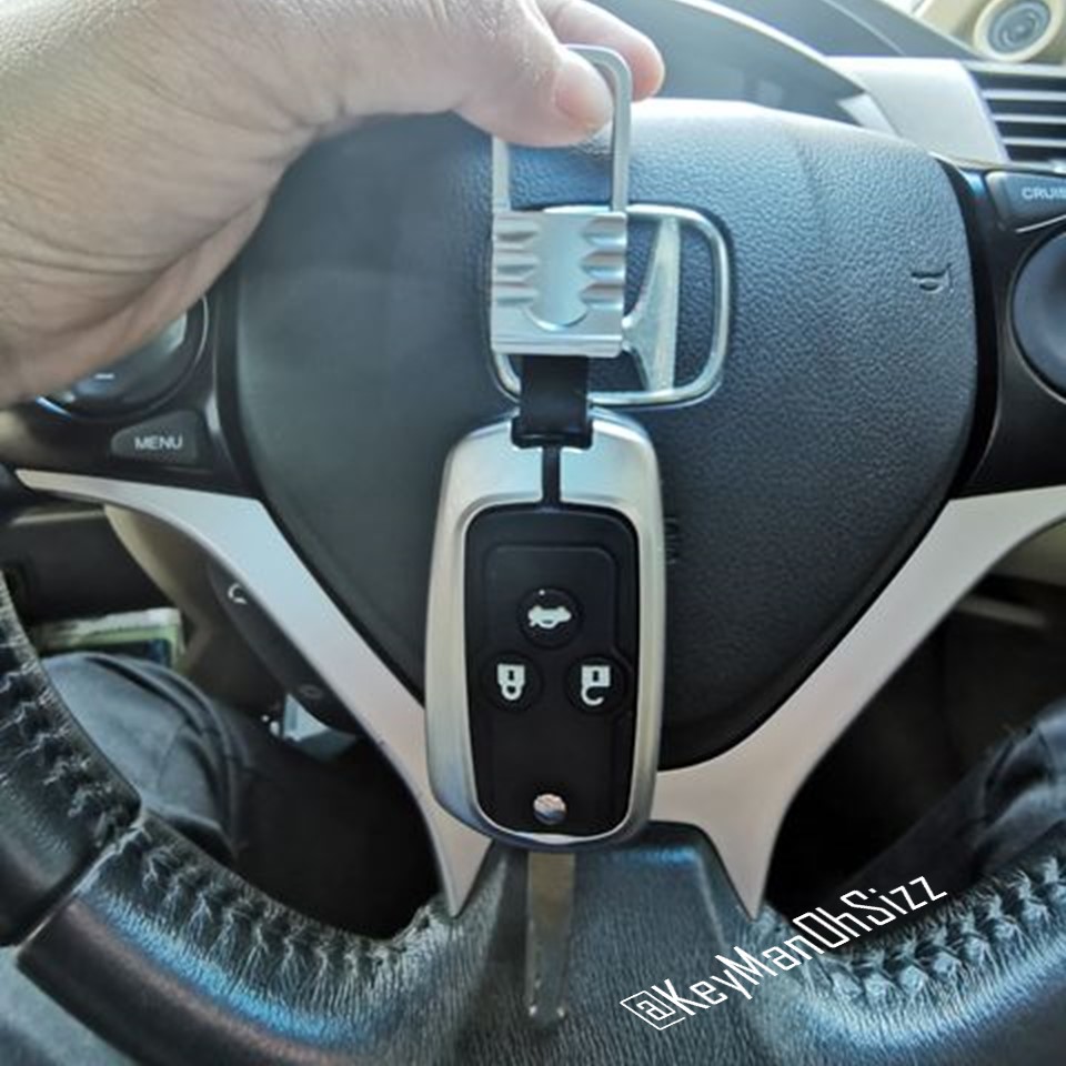 กรอบเคสโลหะกุญแจรถ Honda Civic FB Hard Case กุญแจพับ ปุ่มเรืองแสง (Alloy Silicone Key Cover with Luminescence Silicone Push button Guard) Honda Key Sets Model Accord G8 , Civic FB, Jazz, City 2012-2014 Folding Key