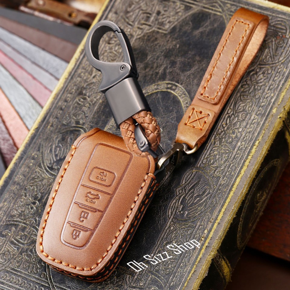 เคสรีโมทรถ Toyota GR Sport 2022 งานหนังม้า พรีเมียมเกรด Premium Grade Hallmo HANDMADE ทรงคลาสสิค (Horse Leather Key Case Key Sets ; Toyota Altis GR Sport, Cross GR Sport, CHR, Camry 2021 รีโมททรงวี