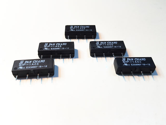 SIP-1A05 SIP-1A05 DIP4 reed relay 5V Voltage Best quality