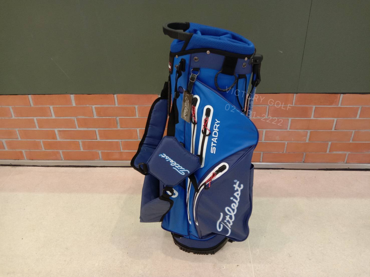 Titleist Stand Bag ( Free Delivery )