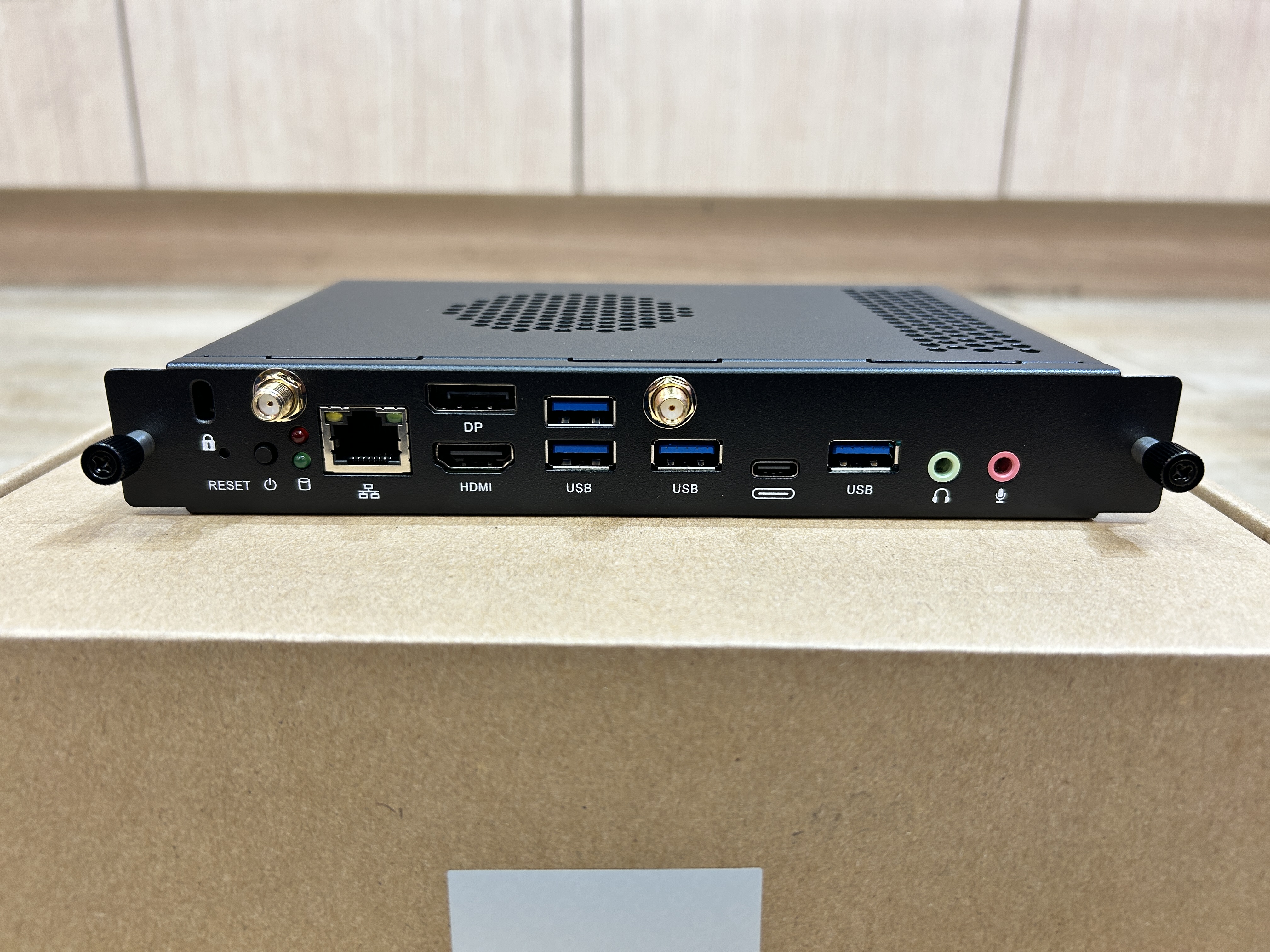 ViewSonic Slot-in PC รุ่น VPC35-W53-G1: คอมพิวเตอร์สลอตอินสำหรับ ViewBoard