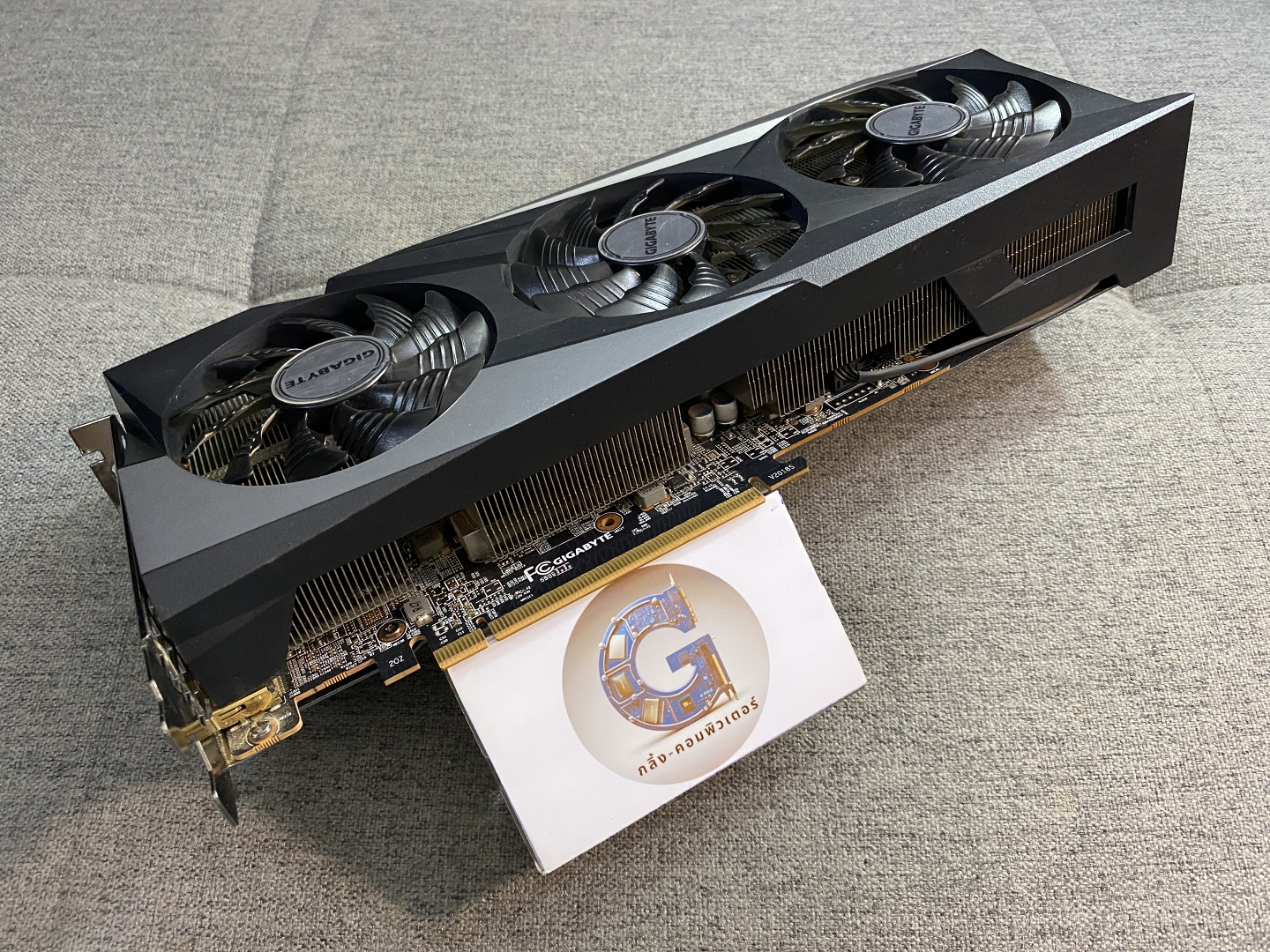 AMD RADEON RX 6600 XT 8GB GIGABYTE GAMING OC PRO