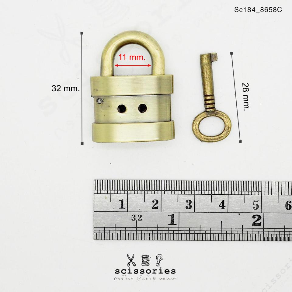 ตัวล็อก พร้อมแม่กุญแจ สีเงิน