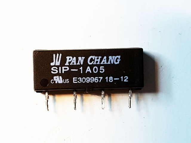 SIP-1A05 SIP-1A05 DIP4 reed relay 5V Voltage Best quality