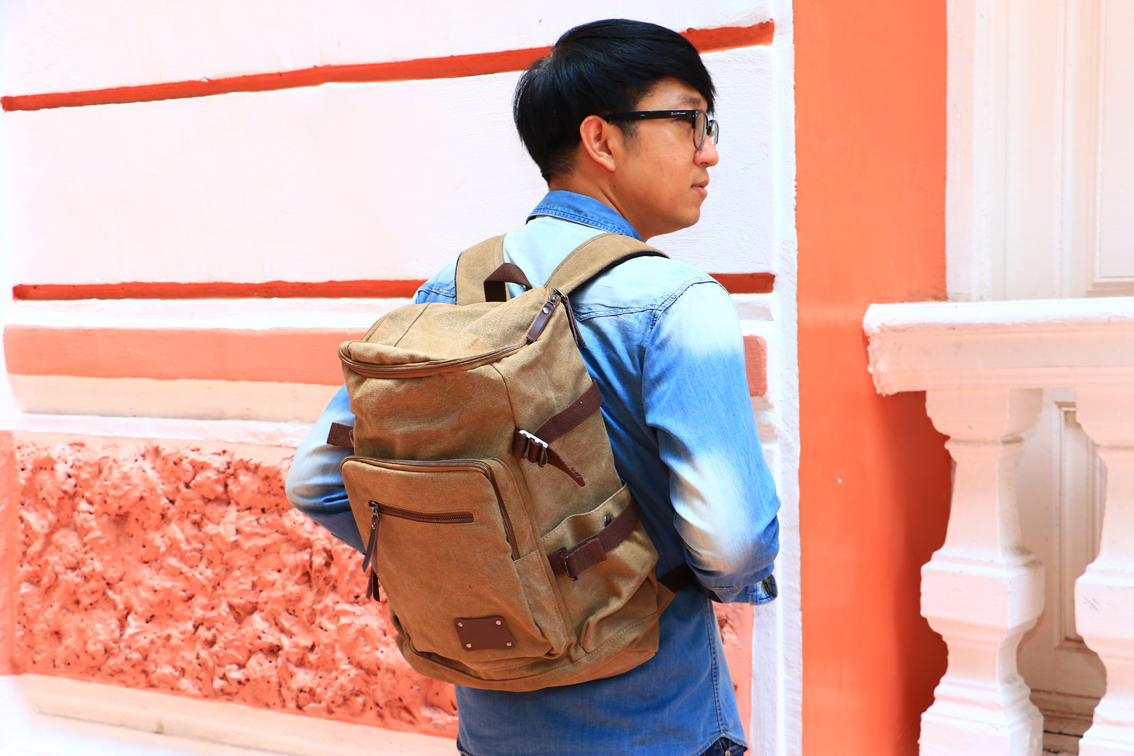กระเป๋าเป้สะพายหลัง Outdoor Vintage Style อเนกประสงค์ สีน้ำตาลเข้ม B092