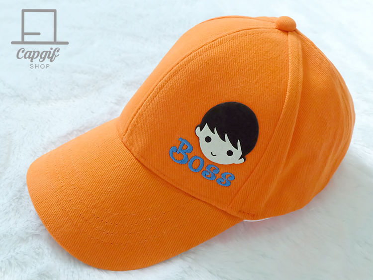 หมวกแก๊ปสีพื้นปักชื่อ