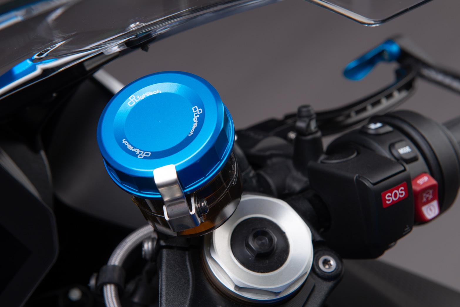 ฝาปิดกระปุก LIGHTECH S1000RR 2019+
