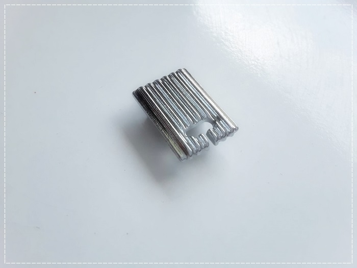 ตีนผีตีเกล็ดฝอย 5 ร่อง