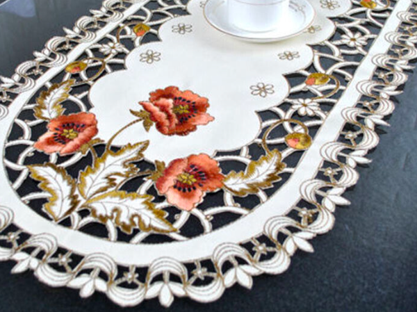 Pre Order ผ้าคลุมท๊อปโต๊ะ ผ้าปูโต๊ะอาหาร table runner ลายปักฉลุ กุหลาบ สวยมาก