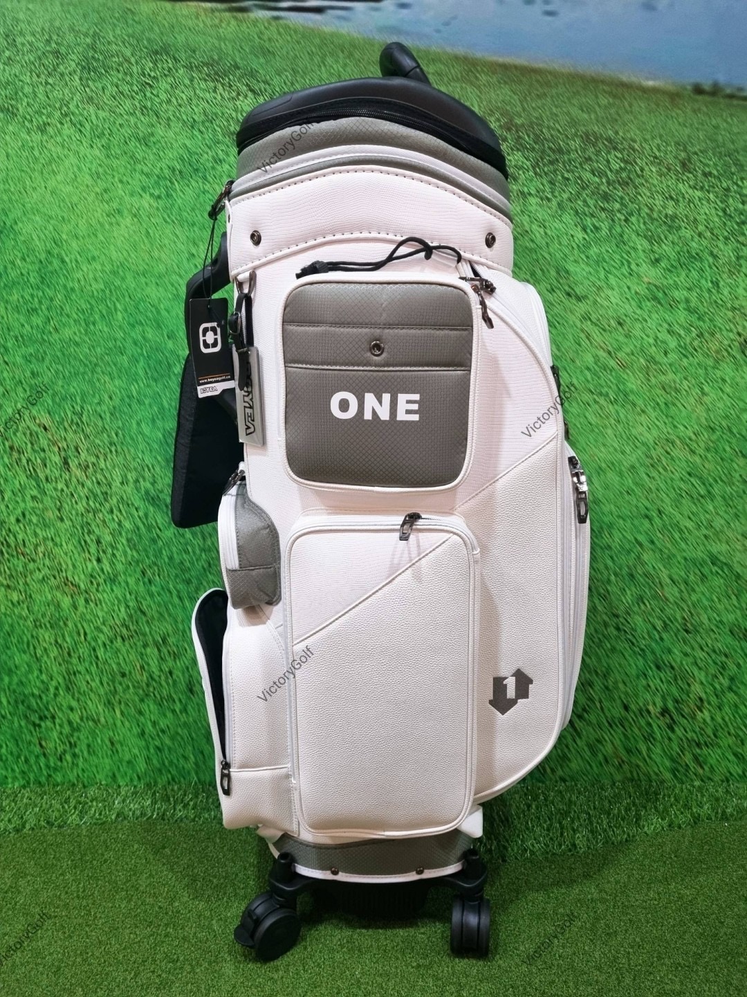(Genuine) Golf Bag Travel BOYEA One (New version) 4wheels สีเขียวอ่อน-ขาว*Free Cover Protector