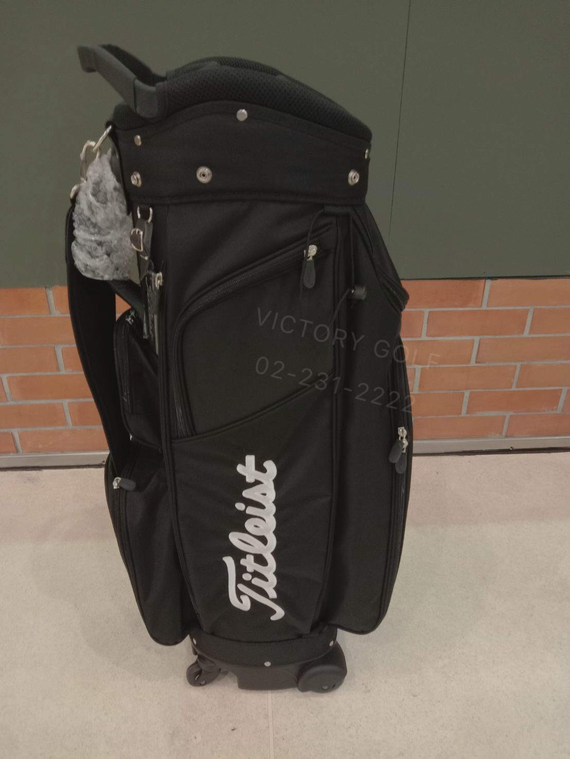 Golf Bag TITLEIST Black (มีล้อลาก)