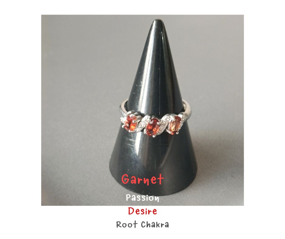 Natural "Garnet" Ring แหวนประดับหินแท้ โกเมน (เสริมพลังงาน อำนาจ บารมี ความมั่นใจ)